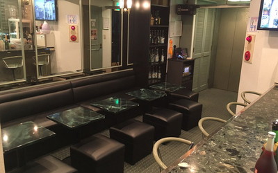 Lounge Bar Cina/ラウンジバー シナの店内1