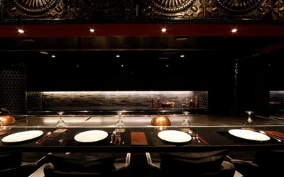 鉄板焼き あさひ/アサヒの店内2