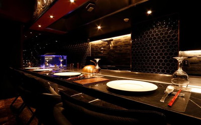 鉄板焼き あさひ/アサヒの店内4